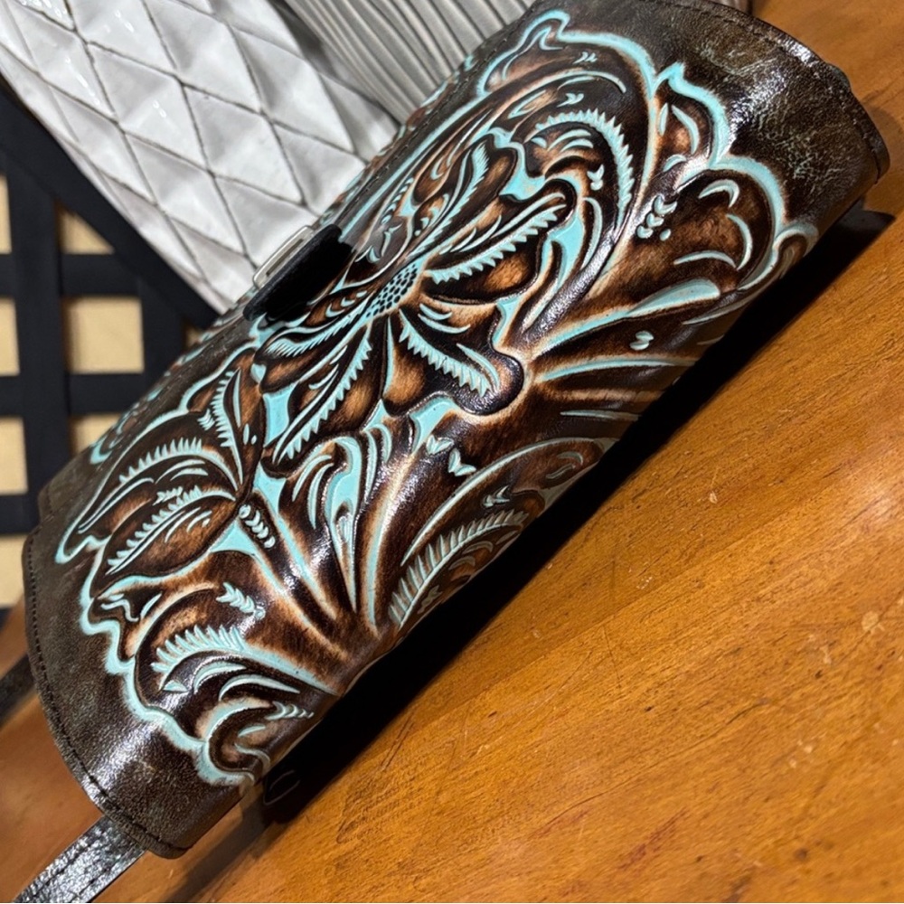 PATRICIA NASH Tooled Laurentina Crossbody Italian Leather Handcrafted Stitching - Picture 11 of 15